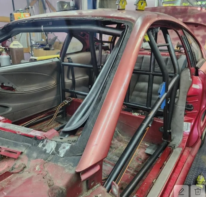 94-04 Mustang 8.50 Funny Car Driver Enclosure